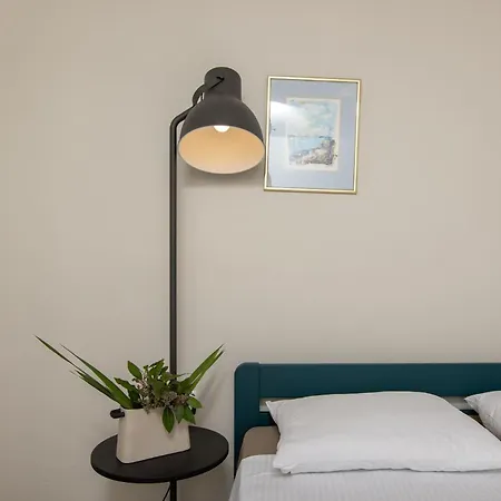 Lovely Apartment In Malinska With Wifi Apartman *