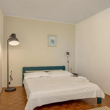 Gorgeous In Malinska Appartamento *